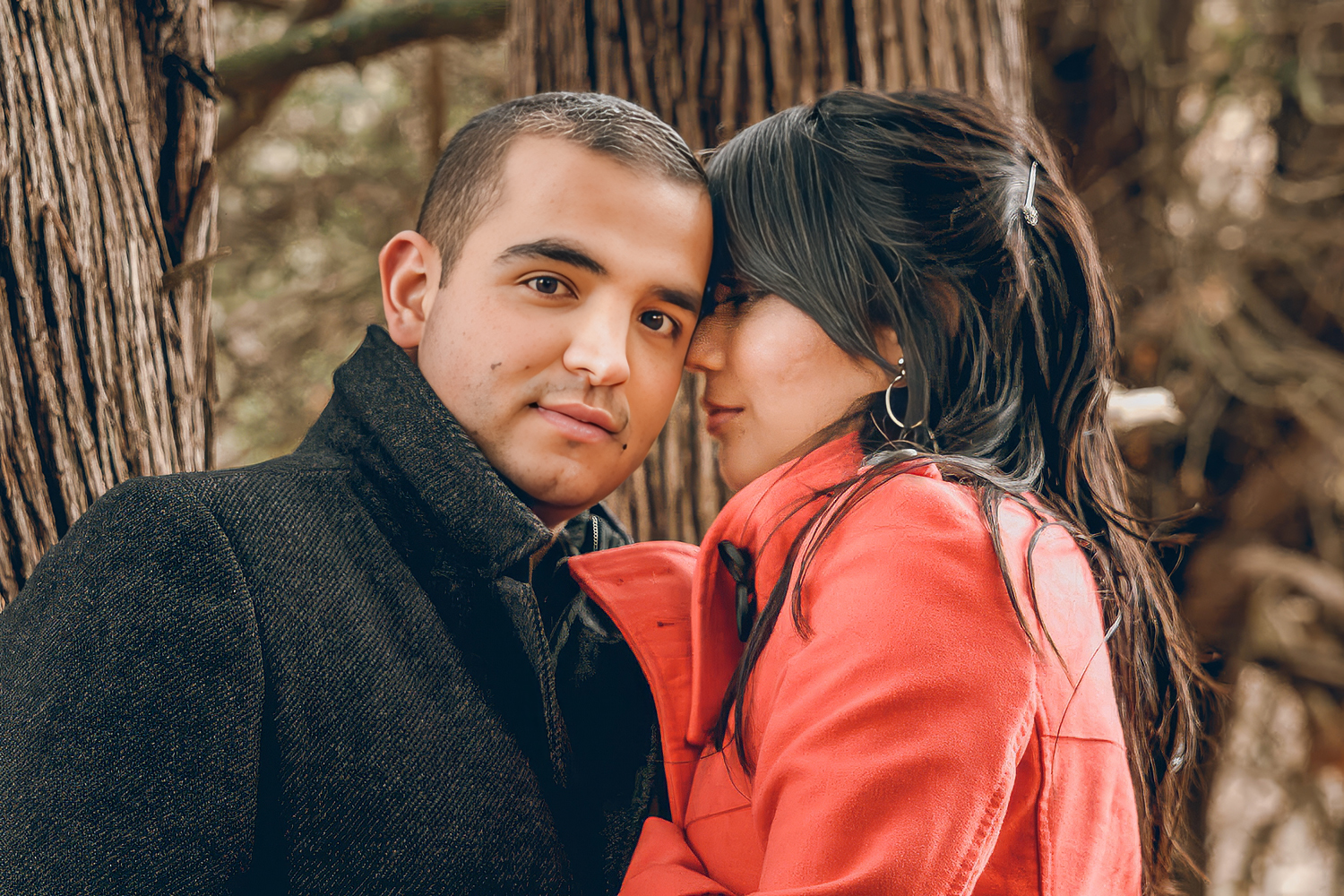 Kelly and Juan engagement photography Toronto — BoliMemories